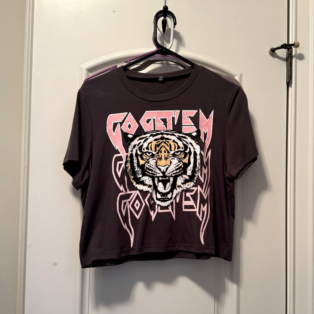 Go Get Em Tiger Graphic Tee